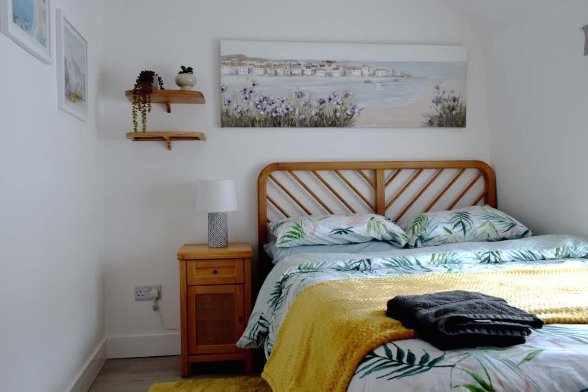 Breathtaking High Street Townhouse With Stunning Sea Views At 'The Old Fishermans Townhouse' Falmouth Exterior foto